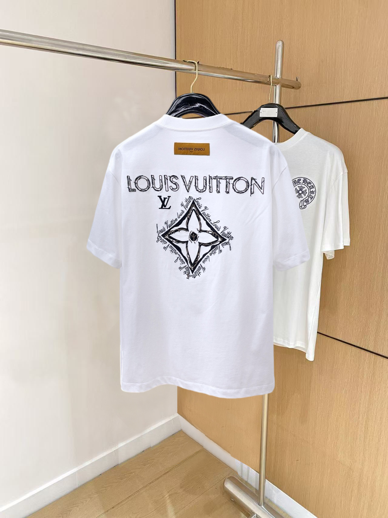 short sleeves